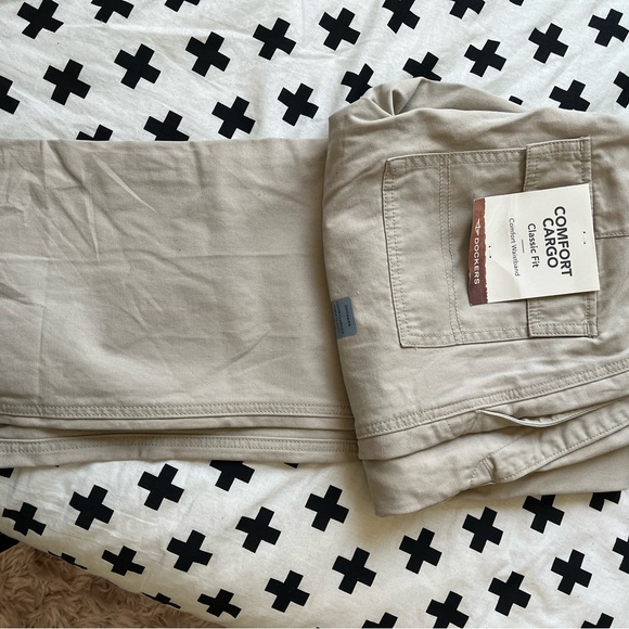 Dockers Beige Pants - Picture 6 of 9